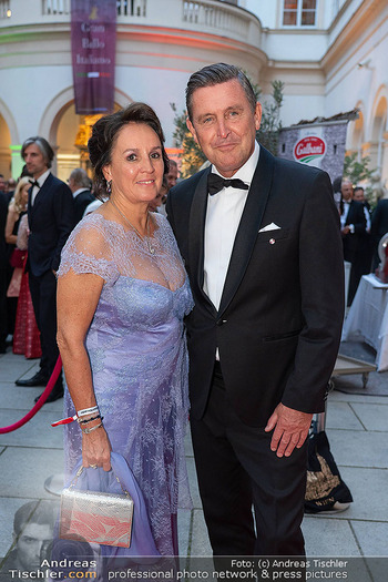 Grand Ballo Italiano - Palais Niederösterreich, Wien - Fr 29.05.2026 - Peter HANKE mit Ehefrau Sabine96