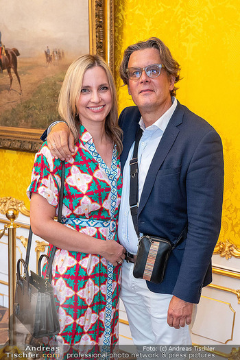 Otto meets Albertina - Eröffnung - Albertina, Wien - Di 02.06.2026 - Philipp WECK mit Ehefrau Julia15