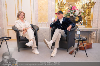 Otto meets Albertina - Eröffnung - Albertina, Wien - Di 02.06.2026 - Ingrid THURNHER, Otto WAALKES65