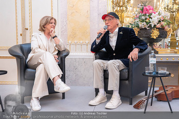 Otto meets Albertina - Eröffnung - Albertina, Wien - Di 02.06.2026 - Ingrid THURNHER, Otto WAALKES73