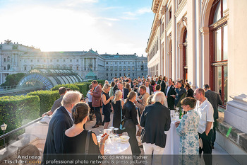 Otto meets Albertina - Eröffnung - Albertina, Wien - Di 02.06.2026 - Empfang, VIPs, Abendevent, Cocktailempfang, Terrasse, Sonnenunte119
