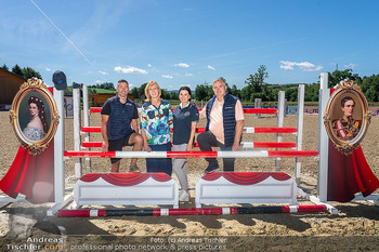 Fototermin vor LGCT Reitturnier - Privater Pferdehof, Haag - Do 04.06.2026 - 11