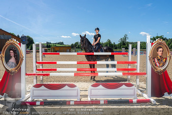 Fototermin vor LGCT Reitturnier - Privater Pferdehof, Haag - Do 04.06.2026 - 23
