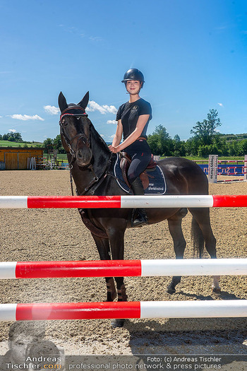 Fototermin vor LGCT Reitturnier - Privater Pferdehof, Haag - Do 04.06.2026 - 24