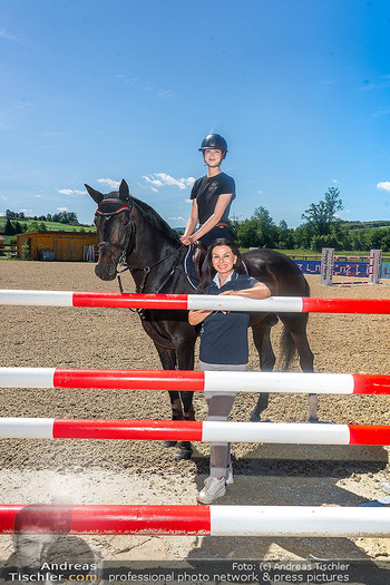 Fototermin vor LGCT Reitturnier - Privater Pferdehof, Haag - Do 04.06.2026 - 26