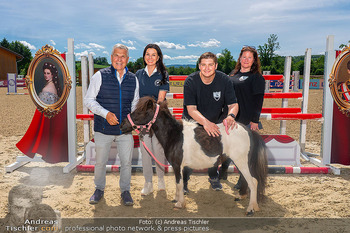 Fototermin vor LGCT Reitturnier - Privater Pferdehof, Haag - Do 04.06.2026 - 101