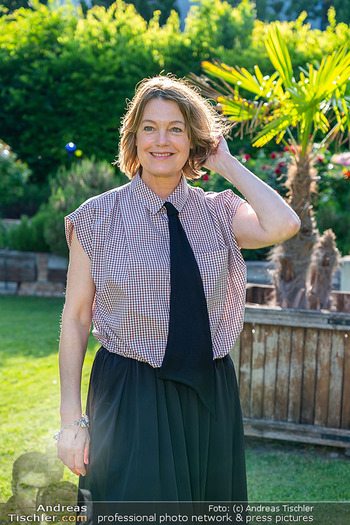 Abend der Nominierten zum Österr. Filmpreis - Purzl´s Paradiesgartl, Wien - Mo 08.06.2026 - Elke WINKENS (Portrait)14