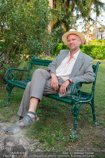 Abend der Nominierten zum Österr. Filmpreis - Purzl´s Paradiesgartl, Wien - Mo 08.06.2026 - Robert STADLOBER30