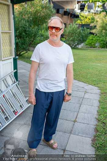 Abend der Nominierten zum Österr. Filmpreis - Purzl´s Paradiesgartl, Wien - Mo 08.06.2026 - Simon SCHWARZ62