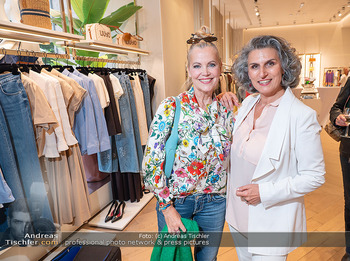 DAC Promiflohmarkt - Liu Jo Store, Wien - Do 11.06.2026 - Evelyn RILLE, Daniela KRAMMER10