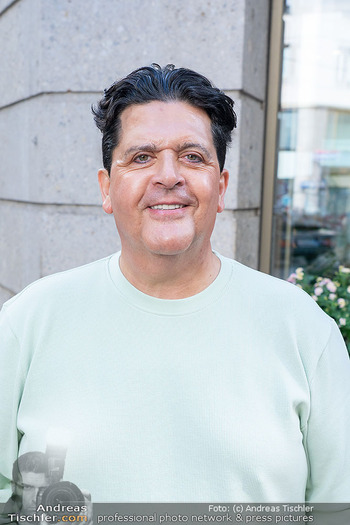 DAC Promiflohmarkt - Liu Jo Store, Wien - Do 11.06.2026 - Tony WEGAS (Portrait)20