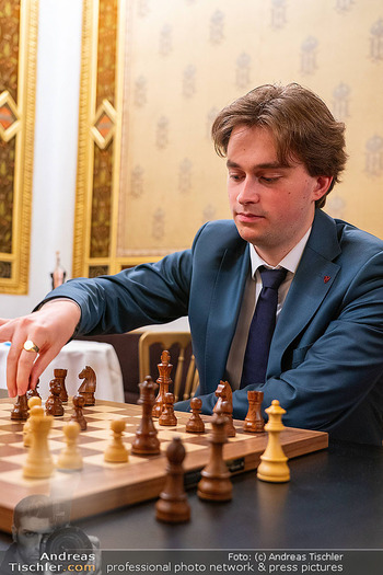 Schach in der Oper - Wiener Staatsoper - Fr 12.06.2026 - Vincent KEYMER44