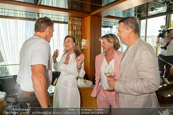Sun AG Cocktail Empfang - Rosewood Hotel Rooftop Bar - Mo 15.06.2026 - Ralf MOELLER MÖLLER, Hansi und Ramona HINTERSEER, Wolfgang GRAB74