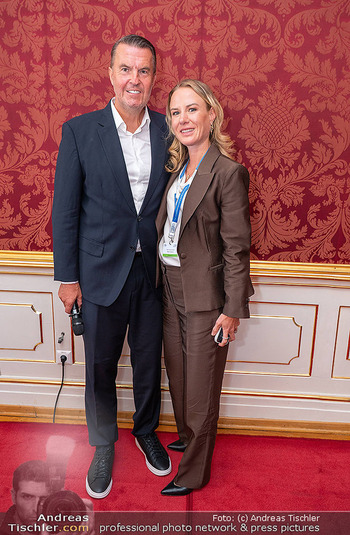 10 Jahre Klimakonferenz AWS - Hofburg, Wien - Di 16.06.2026 - Wolfgang und Meike GRABHER153