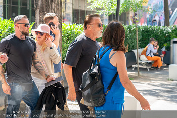 Arnold Schwarzenegger Schifffahrt - MS Wien, Schwedenplatz und Donaukanal - Mi 17.06.2026 - Arnold SCHWARZENEGGER, Heather MILLIGAN, Monika LANGTHALER2