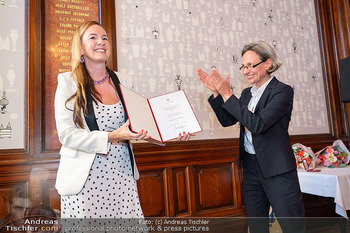 Ehrenkreuz für Maria Großbauer - Künstlerhaus, Wien - Do 18.06.2026 - Maria GROßBAUER, Doris WOLFSLEHNER8
