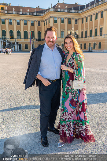 Sommernachtskonzert 2026 - Schloss Schönbrunn, Wien - Fr 19.06.2026 - Daniel SERAFIN mit Begleitung Antonia5