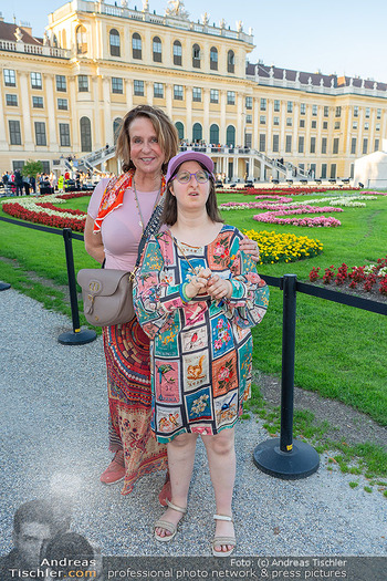 Sommernachtskonzert 2026 - Schloss Schönbrunn, Wien - Fr 19.06.2026 - Patricia PAWLICKI mit Tochter Raphaela26