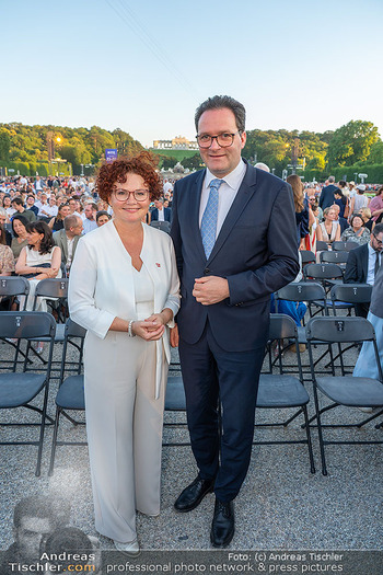 Sommernachtskonzert 2026 - Schloss Schönbrunn, Wien - Fr 19.06.2026 - Elisabeth ZEHETNER, Norbert TOTSCHNIG34