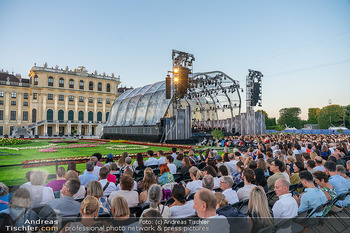 Sommernachtskonzert 2026 - Schloss Schönbrunn, Wien - Fr 19.06.2026 - Bühne, Kulisse, Sommernachtskonzert, Publikum, Übersichtsfoto57