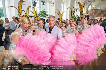 Esterhazy Künstlerfest - Orangerie Schönbrunn, Wien - Di 23.06.2026 - Alfons HAIDER mit Komparsen Darstellern52