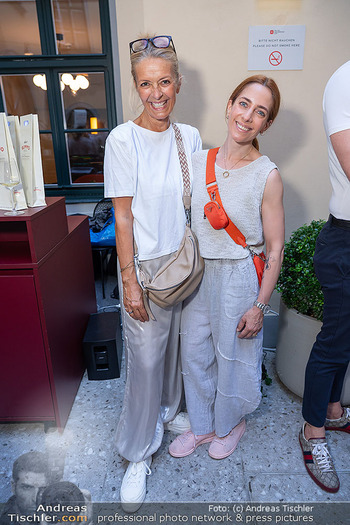 Mauro hilft - Hotel Palais Mailberger Hof, Wien - Mi 24.06.2026 - Ines SCHWANDNER mit Tochter Lisa ZUCKERSTÄTTER13