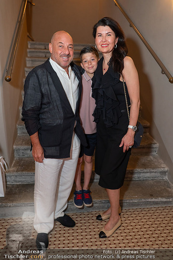 Mauro hilft - Hotel Palais Mailberger Hof, Wien - Mi 24.06.2026 - Familie Zoryana KUSHPLER, Ehemann Mikhail BRON, Sohn Marc18