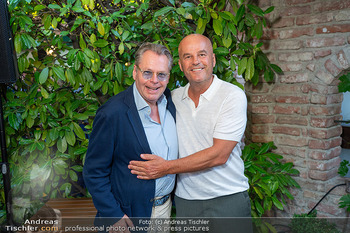 ausg´steckt is´ - Heuriger Dreimäderlhaus, Münchendorf - Do 25.06.2026 - Martin RAMUSCH, Martin GASTINGER44