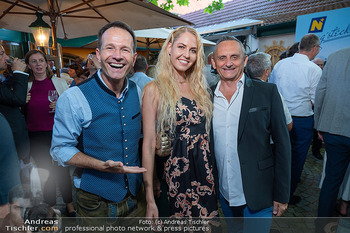 ausg´steckt is´ - Heuriger Dreimäderlhaus, Münchendorf - Do 25.06.2026 - Alexander RÜDIGER, Heimo und Beatrice TURIN56