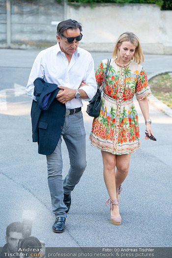 Interspot Sommerfest - Interspot Filmstudios, Wien - Mo 29.06.2026 - Robert und Stefanie GLOCK24