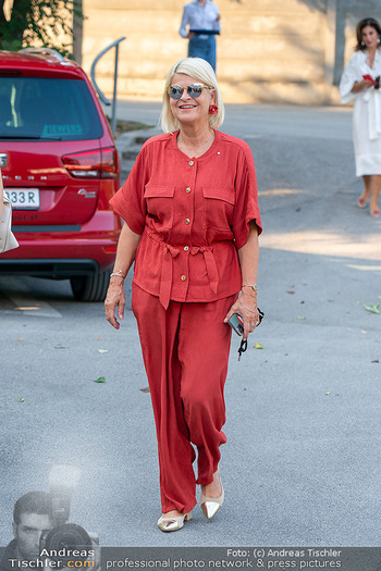 Interspot Sommerfest - Interspot Filmstudios, Wien - Mo 29.06.2026 - Klaudia TANNER37