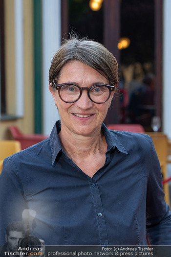 Interspot Sommerfest - Interspot Filmstudios, Wien - Mo 29.06.2026 - Lisa TOTZAUER (Portrait)64