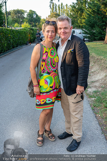 Interspot Sommerfest - Interspot Filmstudios, Wien - Mo 29.06.2026 - Carolin PIENKOS, Cornelius OBONYA104