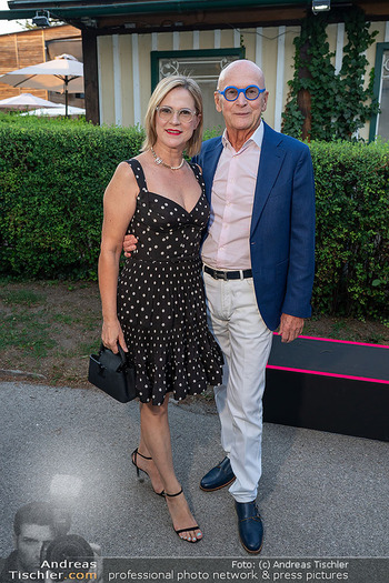 Interspot Sommerfest - Interspot Filmstudios, Wien - Mo 29.06.2026 - Kurt MANN mit Freundin Renata113