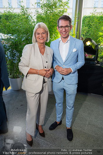 Raiffeisen Sommerfest - Albertina Plateau, Wien - Di 30.06.2026 - Klaudia TANNER, Clemens OISTRIC38