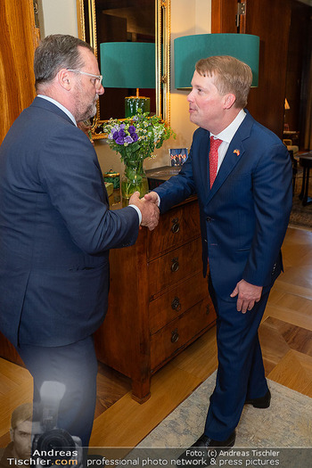 Independence Day Party - Residenz der US-Botschaft, Wien - Do 02.07.2026 - US-Botschafter Arthur Graham FISHER, Sepp SCHELLHORN19