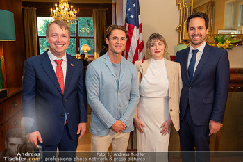 Independence Day Party - Residenz der US-Botschaft, Wien - Do 02.07.2026 - US-Botschafter Arthur Graham FISHER mit Freund Nick TOPEL, Chris40