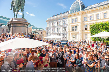 250 Jahre Albertina - Torte - Albertina Plateau, Wien - Sa 04.07.2026 - Übersichtsfoto, großer Andrang, Menschenmassen, Publikum, Gäs26