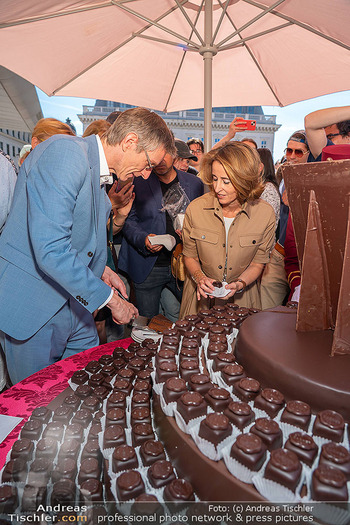 250 Jahre Albertina - Torte - Albertina Plateau, Wien - Sa 04.07.2026 - Ralph GLEIS, Alexandra WINKLER33