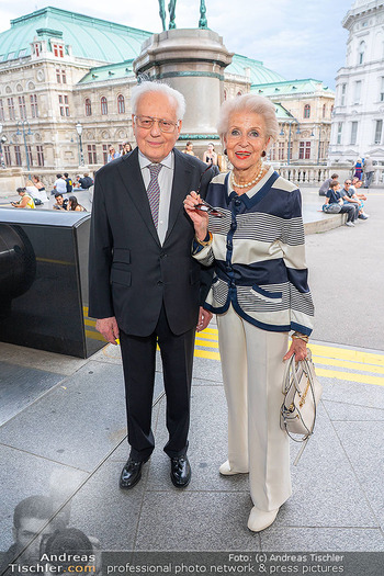 250 Jahre Albertina - Festakt - Albertina, Wien - Sa 04.07.2026 -  Silvie EISENBURGER-KUNZ mit Ehemann7