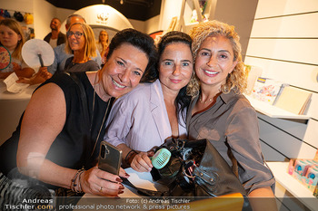 ´Planet der Tiere´ Ausstellung - Immersium, Wien - Mo 06.07.2026 - Andrea HÄNDLER, Nadja MALEH, Eser AKBABA18