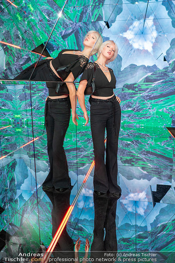 ´Planet der Tiere´ Ausstellung - Immersium, Wien - Mo 06.07.2026 - Lou-Anne GLEISSENEBNER im Kaleidoskop93