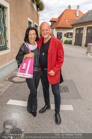 Premiere ´Carmen darf nicht platzen´ - Weissenkirchen, NÖ - Di 21.07.2026 - Nicole HOFMANN, Gary LUX2