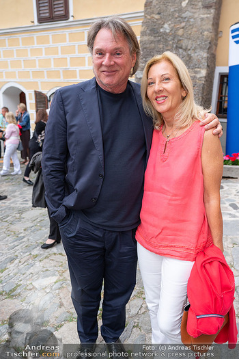 Premiere ´Carmen darf nicht platzen´ - Weissenkirchen, NÖ - Di 21.07.2026 - Heinz HANNER mit Mina16