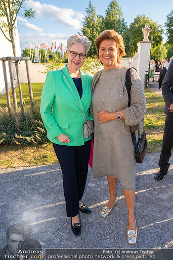 Premiere ´Hello, Dolly!´ - Schloss Haindorf Langenlois, NÖ - Do 23.07.2026 - Bettina GLATZ-KREMSNER, Michaela MAYR37