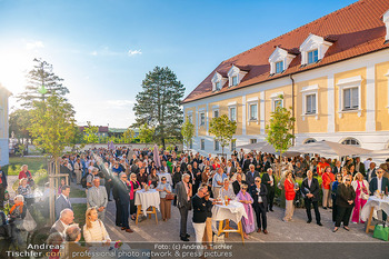 Premiere ´Hello, Dolly!´ - Schloss Haindorf Langenlois, NÖ - Do 23.07.2026 - Übersichtsfoto, Sommerfest, Premierenempfang, Gäste, Abendsonn42