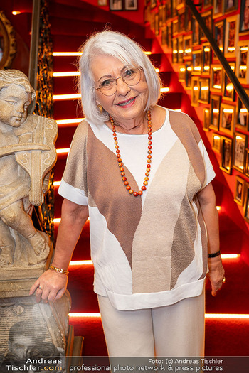 Verleihung Goldener Johann Strauss - Marchfelderhof - Mo 27.07.2026 - Marianne NENTWICH (Portrait)74