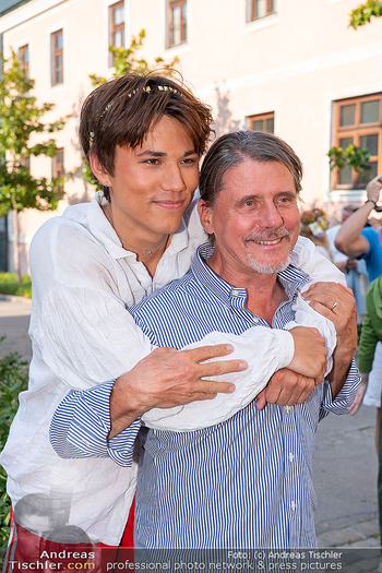 Premiere ´Ein Sommernachtstraum´ - Stockerau, NÖ - Do 30.07.2026 - Christian SPATZEK mit Sohn Fabian34