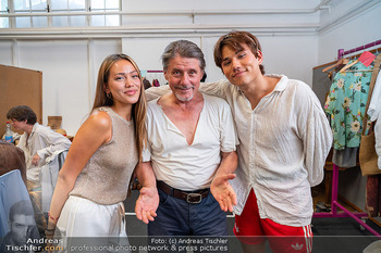 Premiere ´Ein Sommernachtstraum´ - Stockerau, NÖ - Do 30.07.2026 - Christian SPATZEK mit Sohn Fabian und Tochter Mina Charlotte60