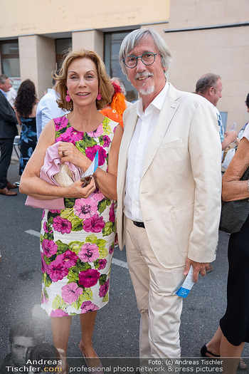 Premiere ´Ein Sommernachtstraum´ - Stockerau, NÖ - Do 30.07.2026 - Manfred WABA mit Begleitung85